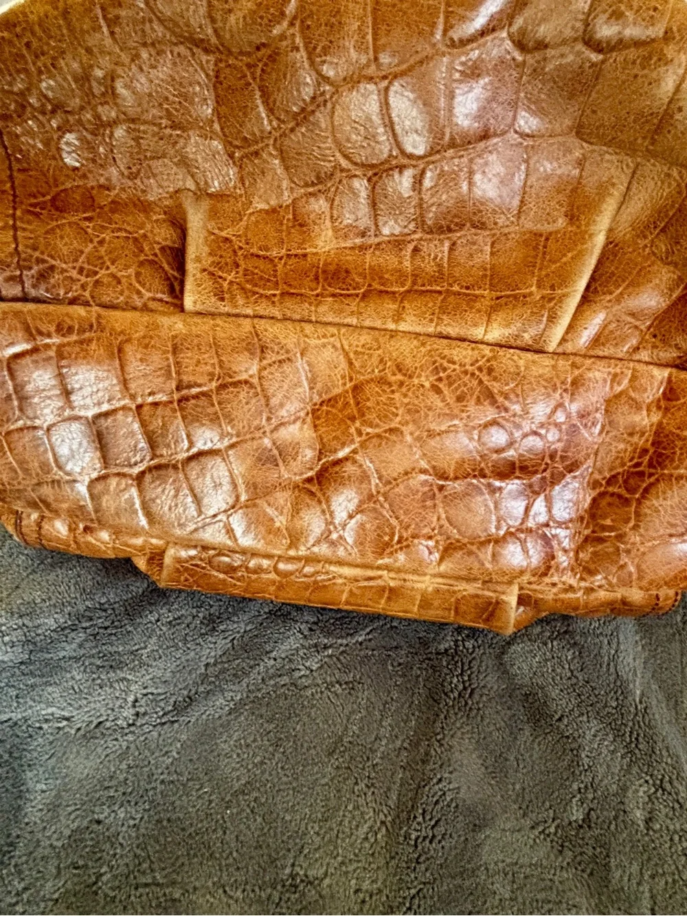 Makowsky Alligator Embossed Leather Tote Bag Cognac
